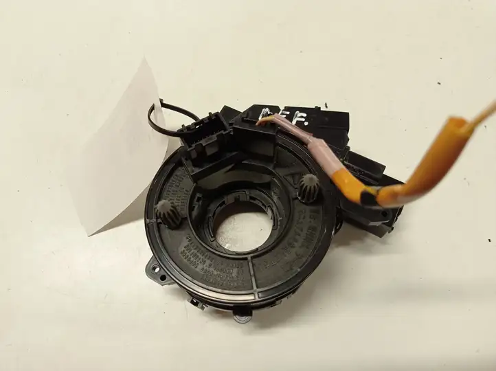 Mazda 3 II (2009 - 2011) J41P920105 Контактное кольцо SRS — фото 1