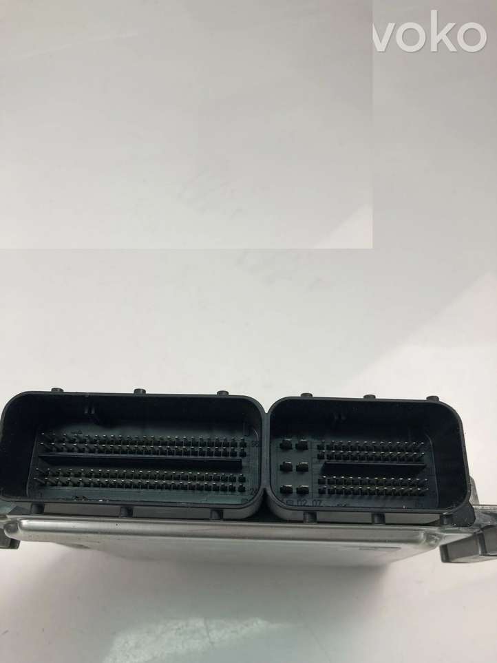 Polestar 2. (2020 - )  32349194 Блок управления двигателем ECU