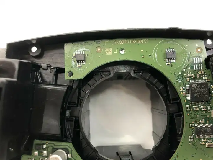 Volvo XC90 (2014 - 2019) 31674102 Кнопки на рулевом колесе — фото 3