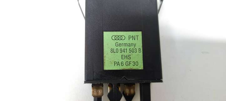 Audi A3/S3 8L (1996 - 2000)  8L0941503B Включатель обогрева стекла с помощью электричества