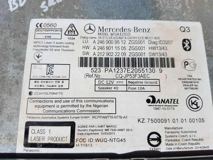 Mercedes-Benz A W176 (2012 - 2018) A2469009512 Магнитола / мультимедийная система — фото 2