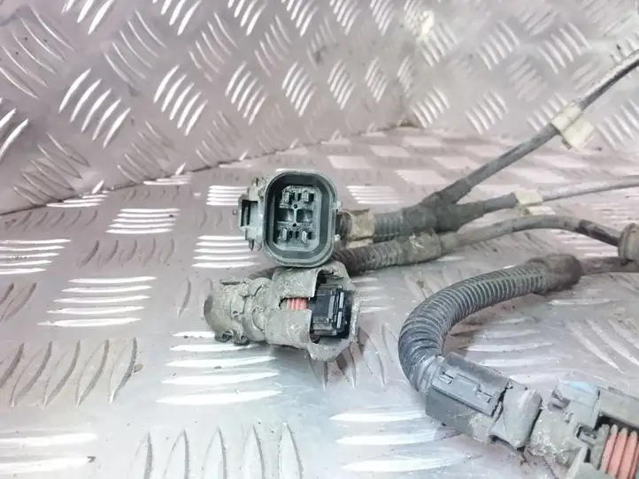 Opel Zafira (2003 - 2006)  24467416 Проводка заднего датчика ABS