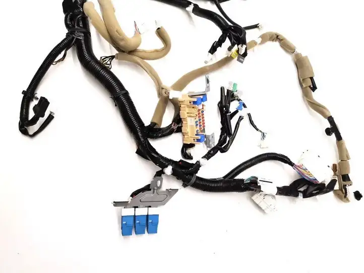 Nissan Leaf I (ZE0) (2010 - 2017)  240103NL1B Проводка панели