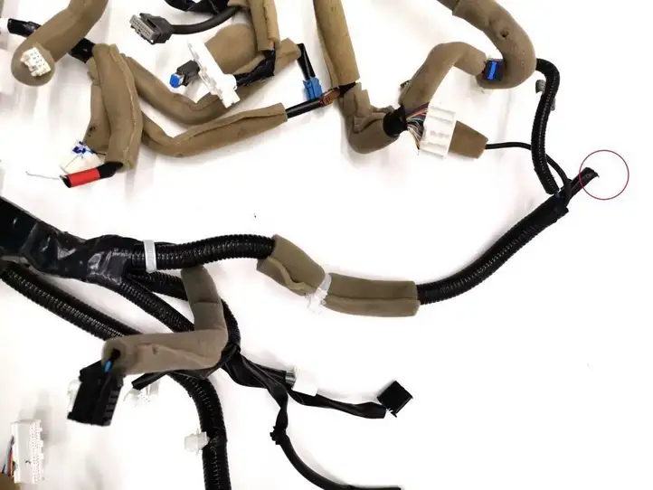 Nissan Leaf I (ZE0) (2010 - 2017)  240103NL1B Проводка панели