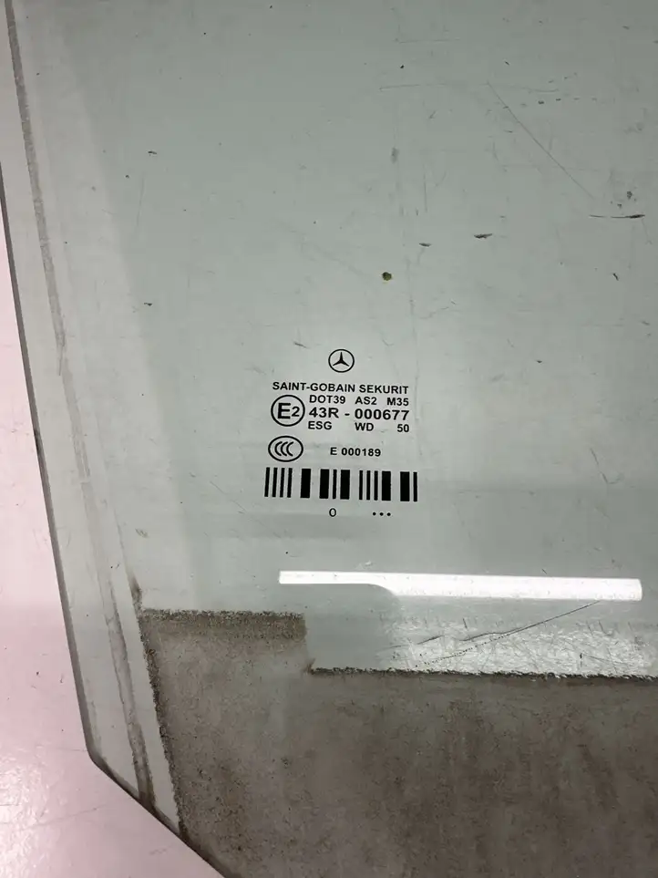 Mercedes-Benz E W212 (2009 - 2016)   Основное стекло передних дверей (четырехдверного автомобиля)