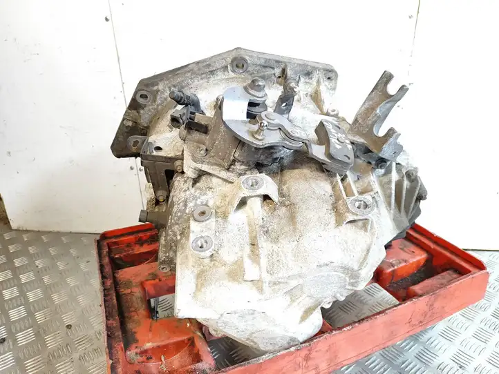 Opel Zafira (2008 - 2014)  F40 Механическая коробка передач, 6 передач