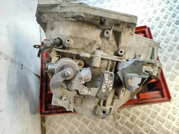 Opel Zafira (2008 - 2014)  F40 Механическая коробка передач, 6 передач