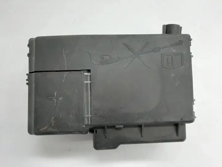 Opel Insignia A (2008 - 2017) 13285113 Клеммный узел плюсовых проводов — фото 2