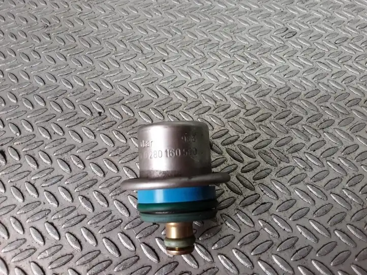 Opel Astra G (1998 - 2004) 0280160560 Регулятор давления топлива — фото 2