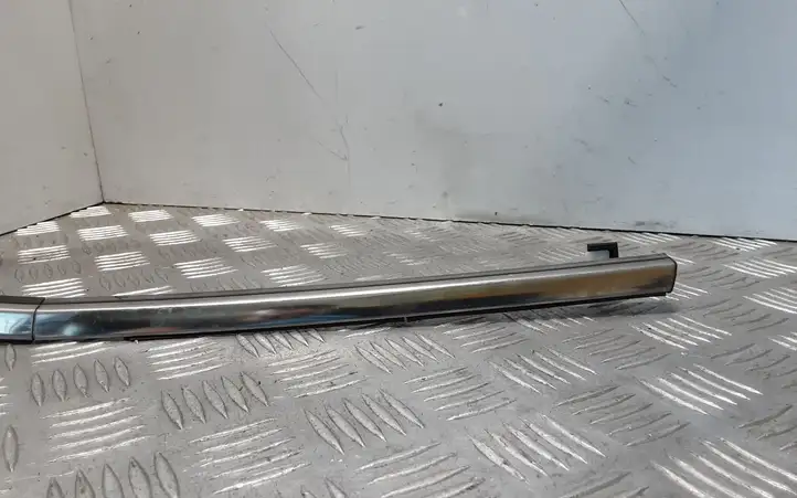 Honda Accord (2008 - 2016) 73510TL4BG010M1 Облицовка заднего бокового стекла — фото 3