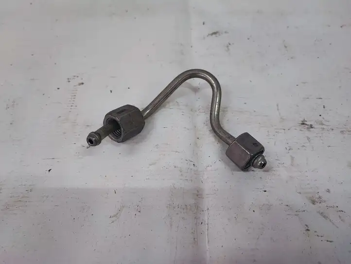 BMW 5 F10 F11 (2009 - 2016) Трубка топливной системы — фото 1
