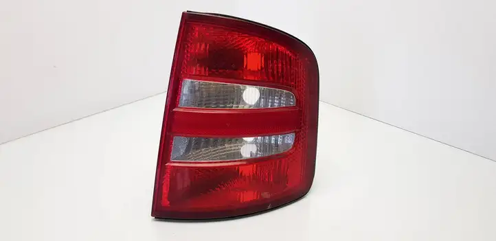 Skoda Fabia Mk1 (6Y) (1999 - 2007) 6Y9945096B Задний фонарь в кузове — фото 1