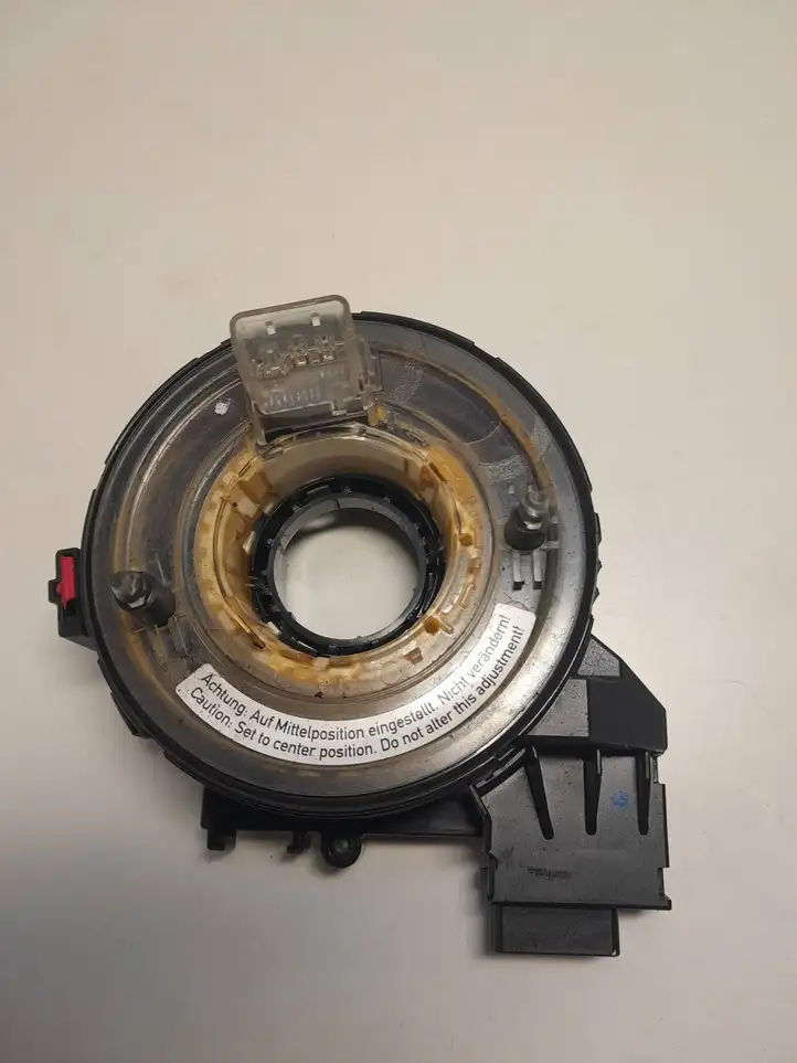 Skoda Octavia Mk2 (1Z) (2004 - 2013) 1K0959653 Контактное кольцо SRS — фото 1