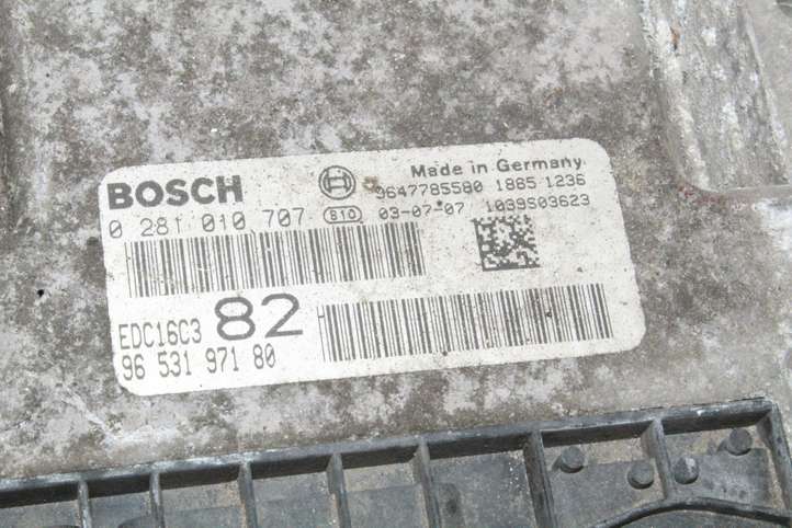 Peugeot 206 (1998 - 2012)  0281010707 Блок управления двигателя