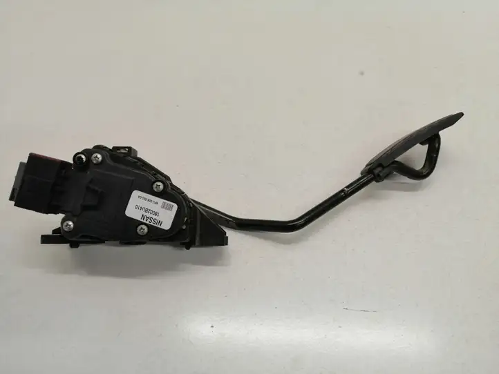 Nissan Almera N16 (2000 - 2010) 18002BU410 Педаль акселератора — фото 2