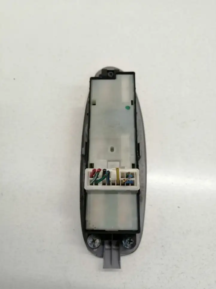 Nissan Almera (2000 - 2006) 80961BU400 Кнопка стеклоподъемников — фото 2