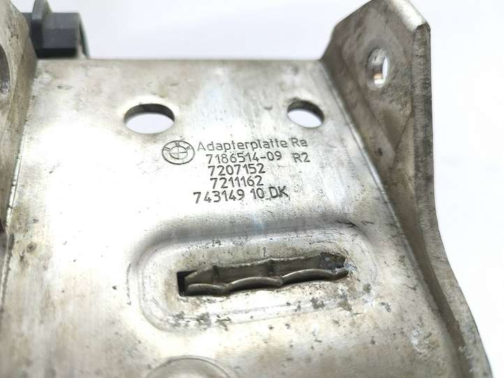BMW 5 F10 F11 (2009 - 2016)  7186514 Панель