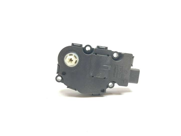 BMW 5 F10 F11 (2009 - 2016)  K9749006 Двигатель задвижки потока воздуха
