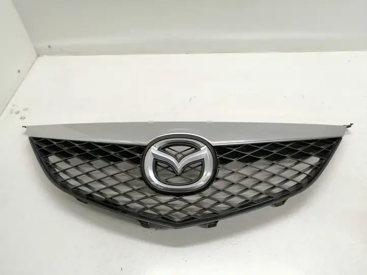 Mazda 6 (2002 - 2005) GJ6A50712 Верхняя решетка радиатора — фото 1