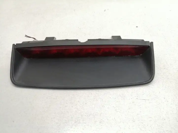 Nissan Primera (2001 - 2008) 270277 Дополнительный стоп фонарь — фото 1