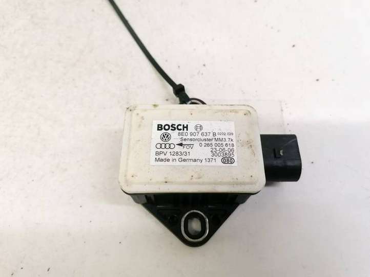 Audi A6 (2004 - 2008)  8E0907637B Датчик ESP (системы стабильности) (датчик курсовой устойчивости))