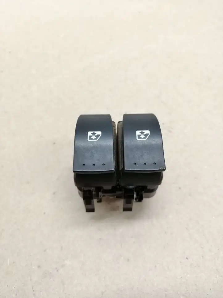 Renault Laguna II (2005 - 2007) 2650302 Блок кнопок стеклоподъемников — фото 1