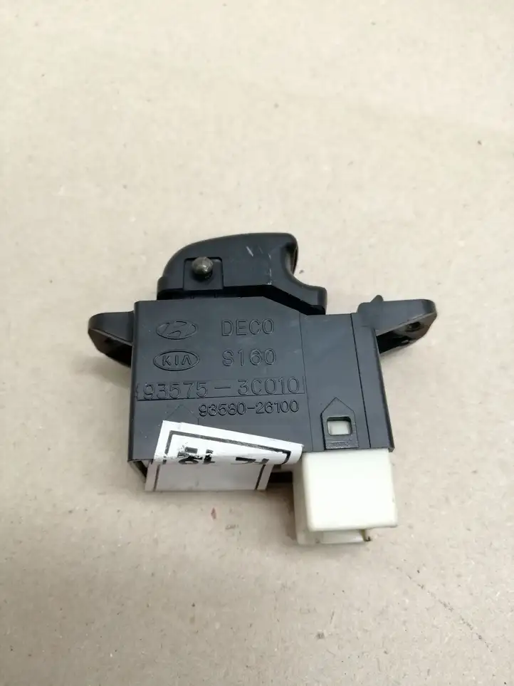Hyundai Santa Fe (2000 - 2005) 935753C010 Блок кнопок стеклоподъемников — фото 2
