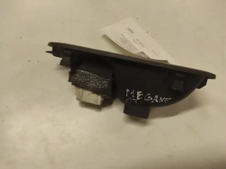 Renault Megane II (2002 - 2005) 025330 Кнопка стеклоподъемников — фото 2
