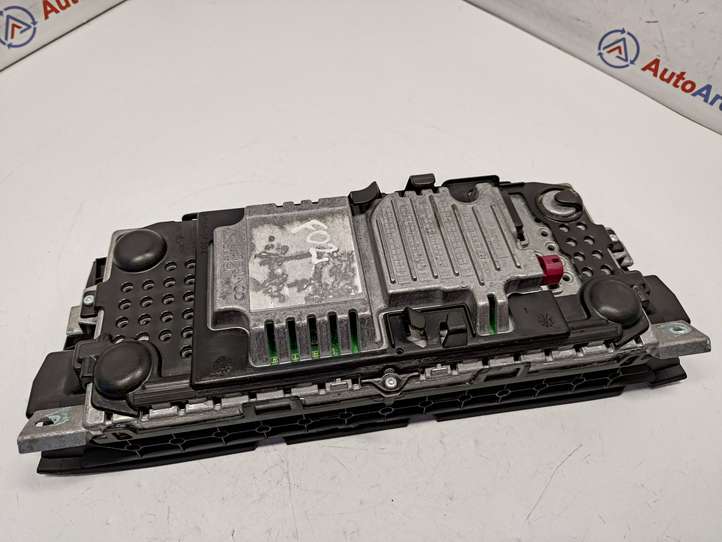 BMW 7 F01 F02 F03 F04 (2008 - 2016)  9284969 Экран/ дисплей / маленький экран