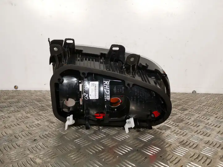 Mini Cooper Countryman F60 (2016 - 2020) 947715103 Задний фонарь в кузове — фото 3