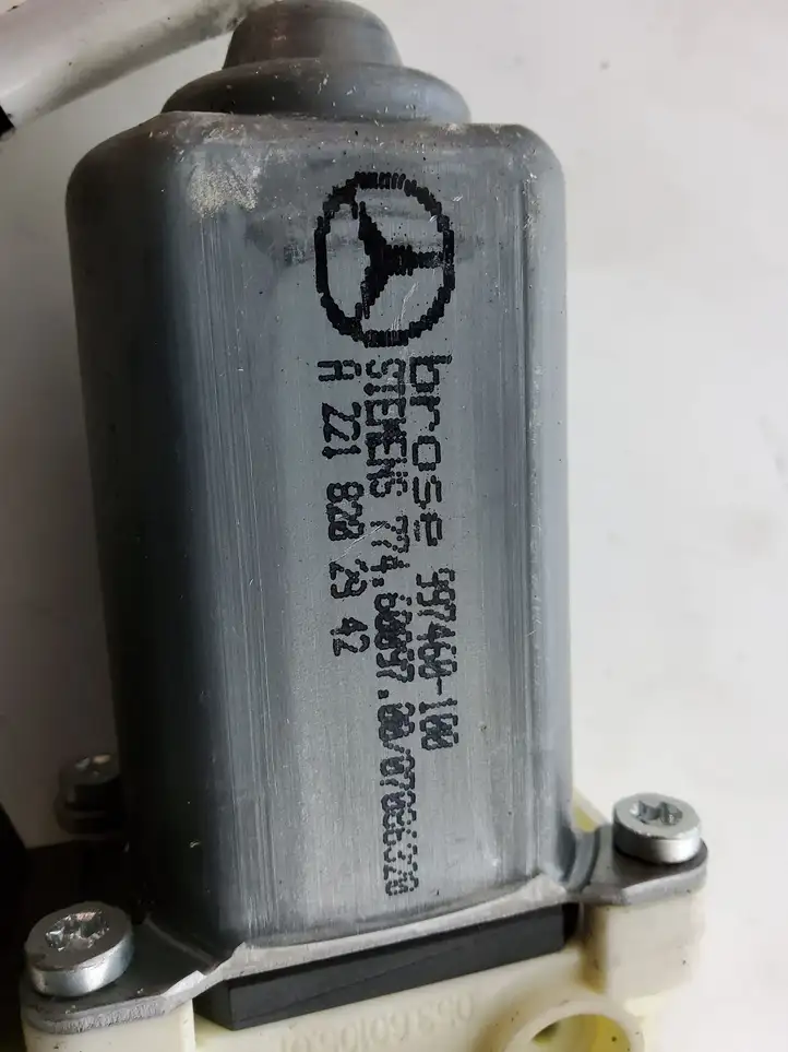 Mercedes-Benz Vito Viano W639 (2003 - 2010) A2218202942 Стеклоподъемник задней двери — фото 4