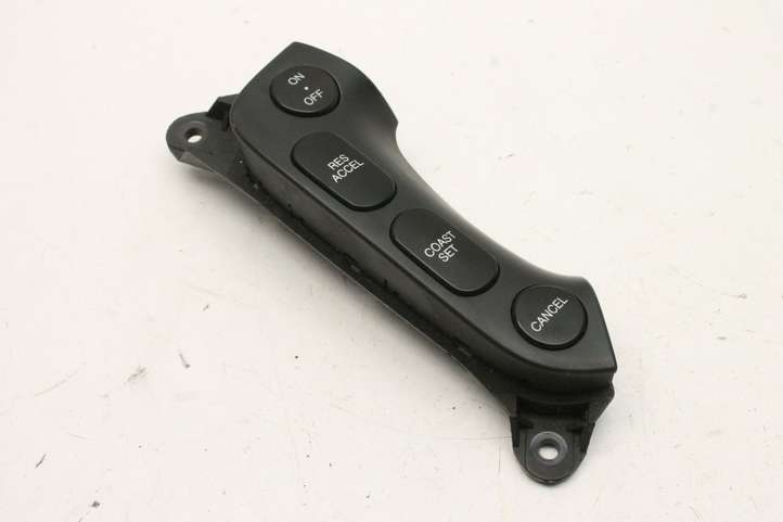 Hyundai Santa Fe (2005 - 2009)  967002B100 Кнопки рулевого колеса