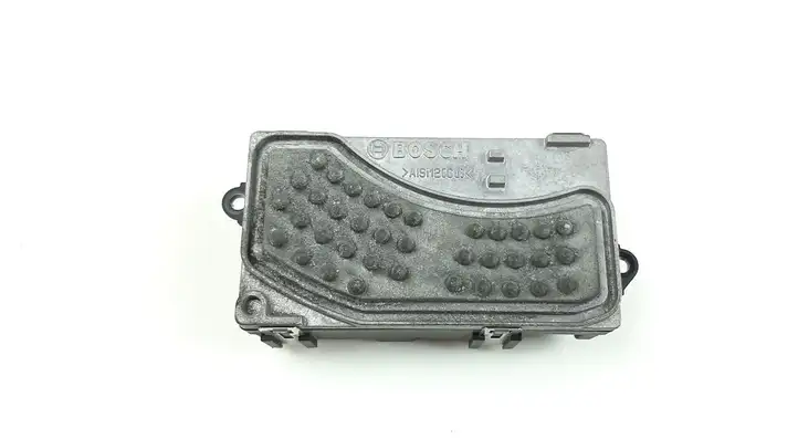 Audi A6 S6 C6 4F (2004 - 2008) 4F0820521A Реле вентилятора печки салона — фото 2