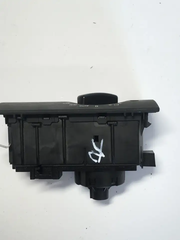 Mercedes-Benz ML W164 (2005 - 2011) A1646910005 Включатель фонарей — фото 4