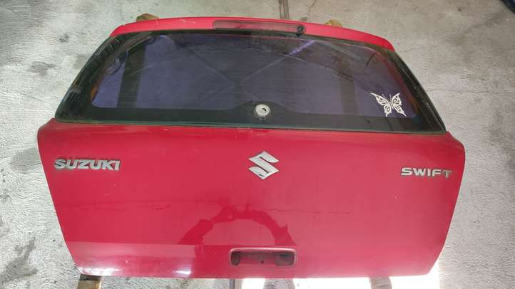 Suzuki Swift (2004 - 2010)   Задняя крышка (багажника)