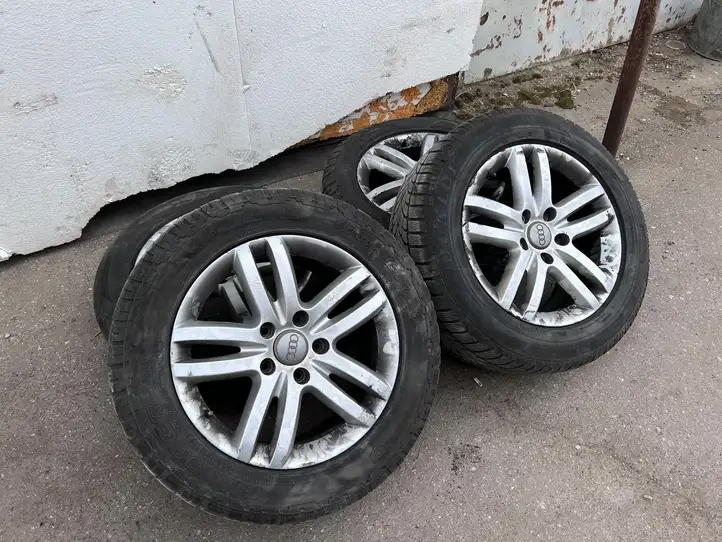 Audi Q7 4L (2005 - 2009) Легкосплавный колесный диск R18 — фото 1