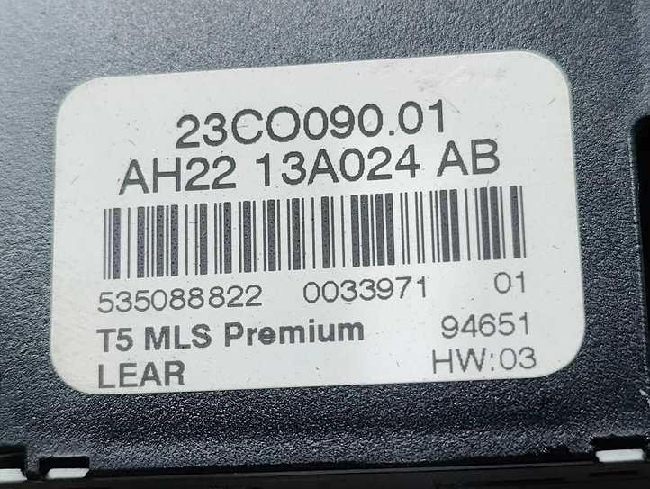 Land Rover Discovery (2009 - 2013)  AH2213A024AB Включатель фонарей