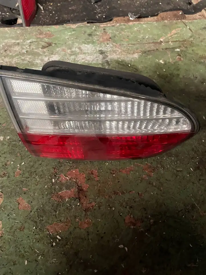 Hyundai H-1, Starex, Satellite (2004 - 2007) 924054A5 Задний фонарь в кузове — фото 3