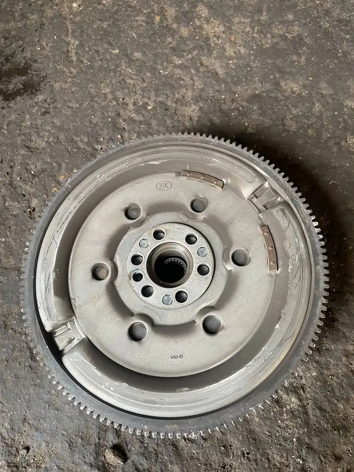 Nissan Juke I F15 (2010 - 2018) 302100495r Комплект сцепления — фото 3