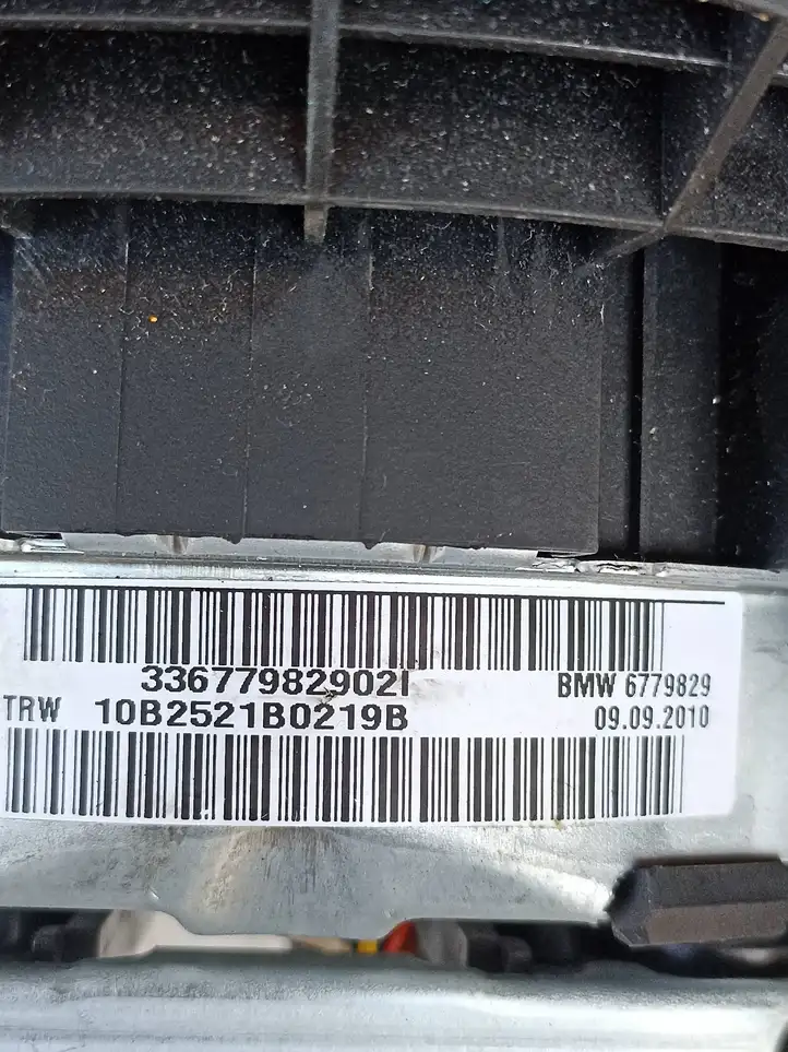 BMW 3 E90 E91 (2005 - 2012) 6779829 Подушка безопасности руля — фото 4