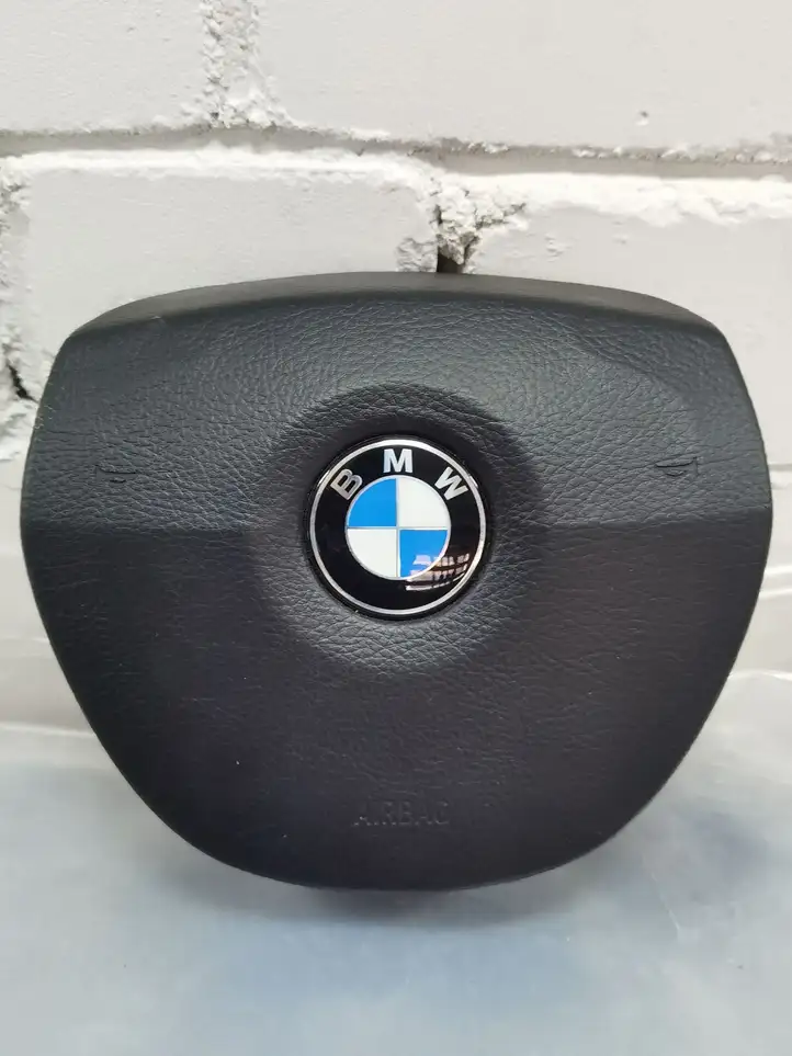 BMW 5 F10 F11 (2009 - 2016) 8382902 Подушка безопасности руля — фото 1
