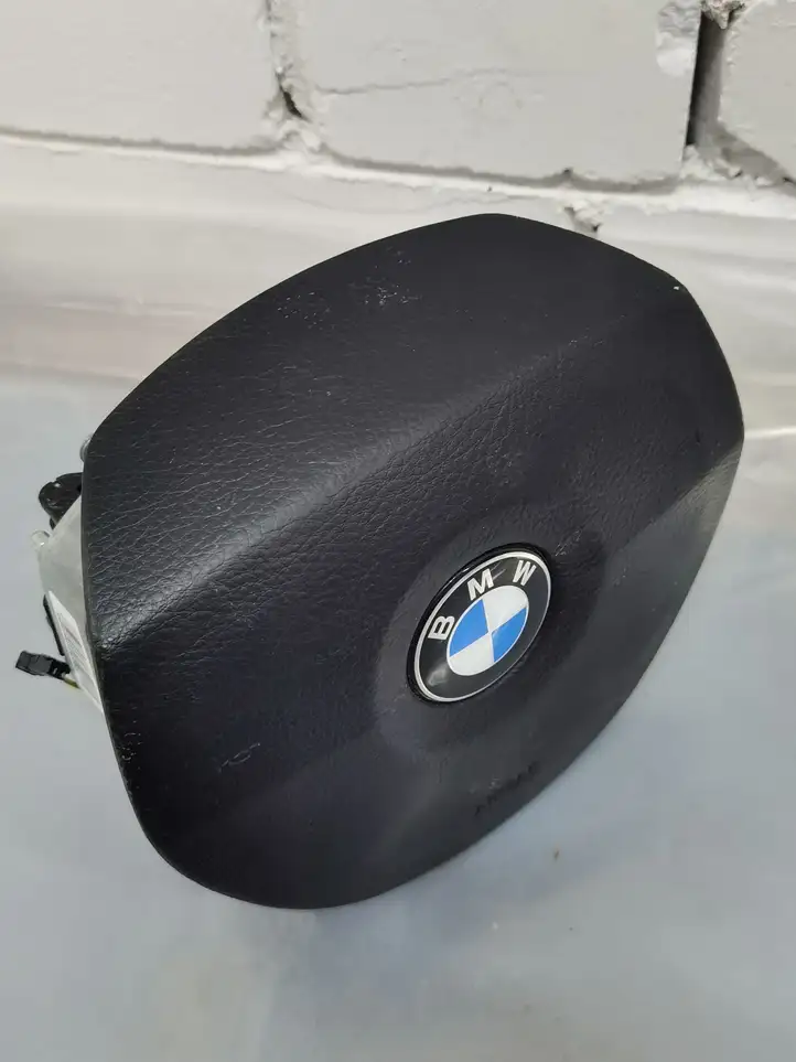 BMW 5 F10 F11 (2009 - 2016) 8382902 Подушка безопасности руля — фото 3