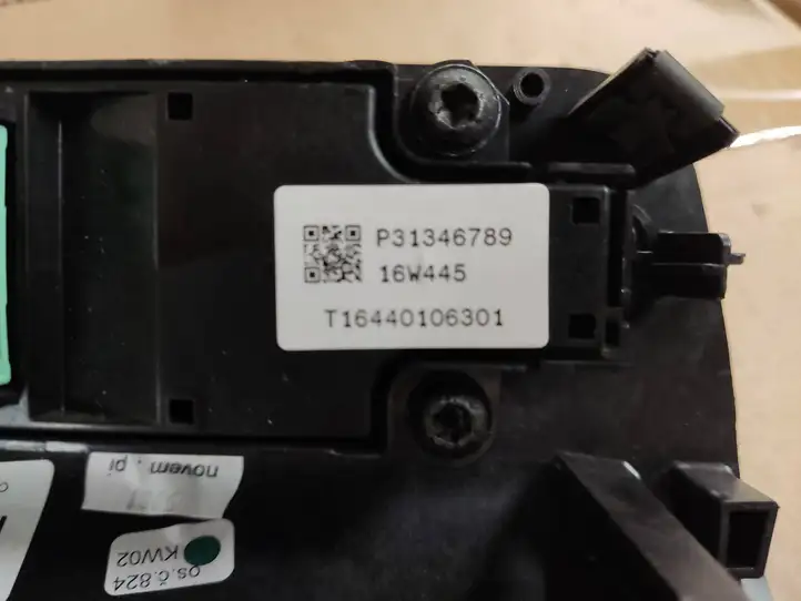Volvo XC90 (2014 - 2019) T16440106301 Блок кнопок на панели — фото 2