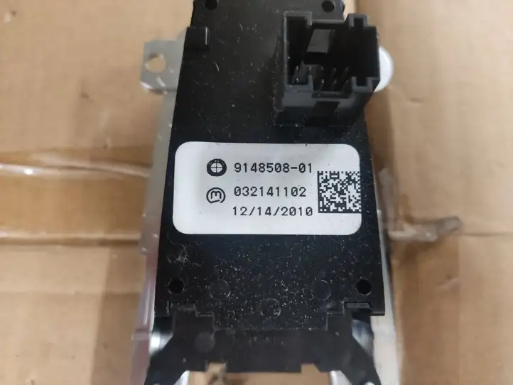 BMW X5 E70 (2006 - 2013) 9148508 Кнопка ручного тормоза — фото 2