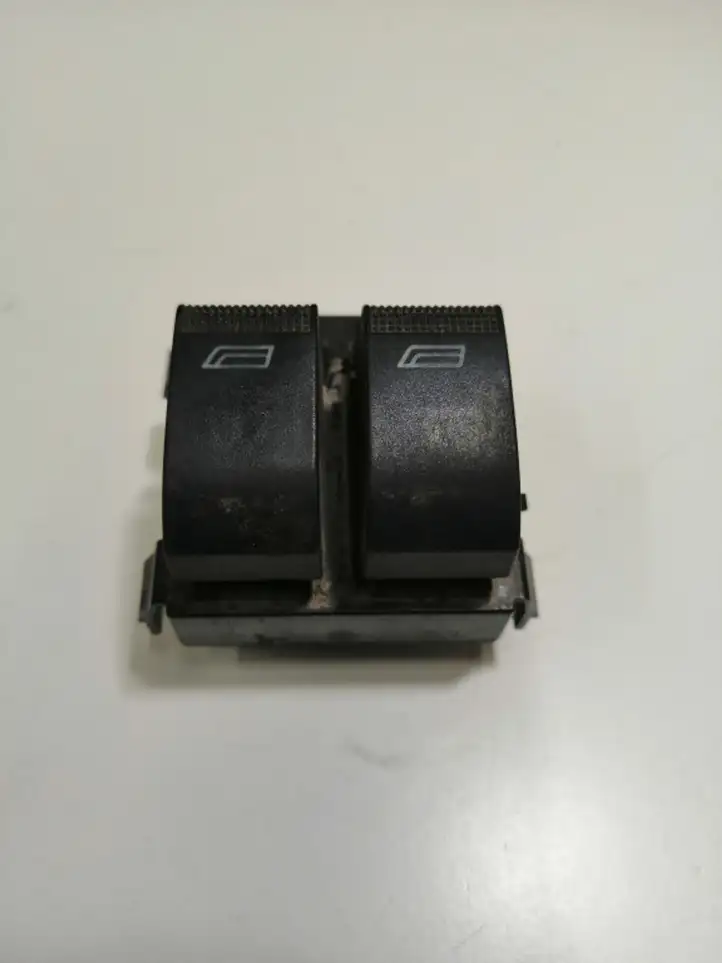 Audi A3/S3 8L (1996 - 2000) 8L0959851 Кнопка стеклоподъемников — фото 1