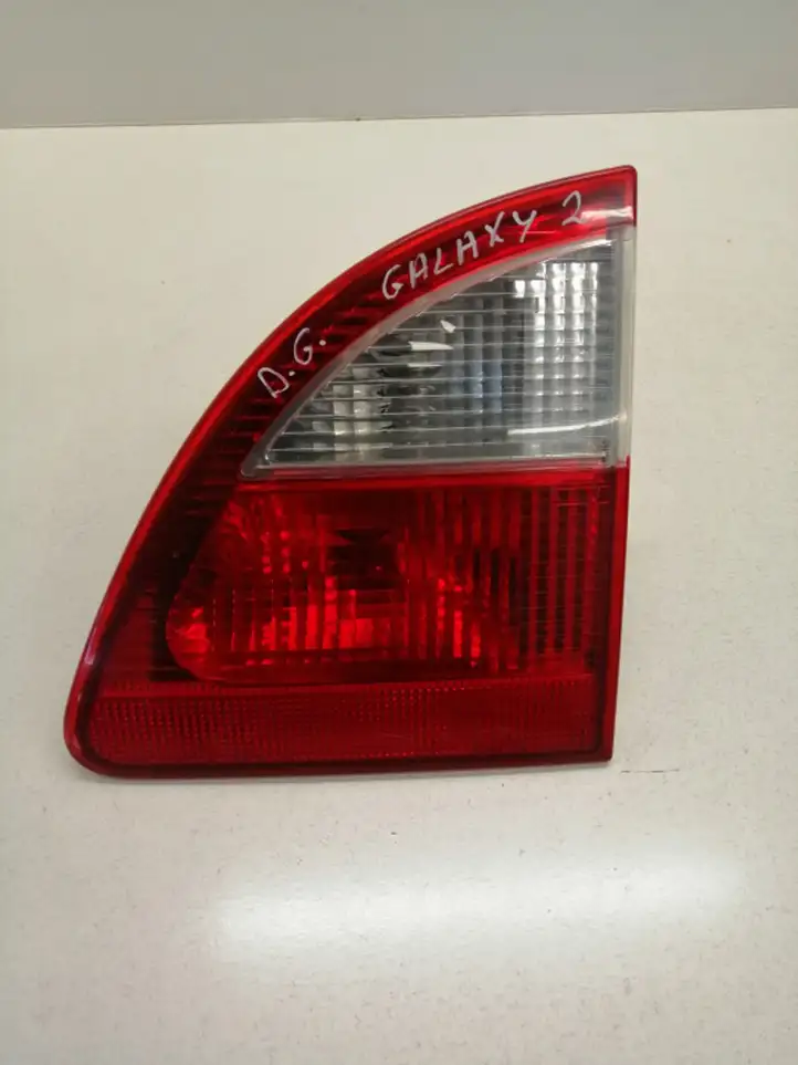 Ford Galaxy (2000 - 2006) 7M5945094B Задний фонарь в крышке багажника — фото 1