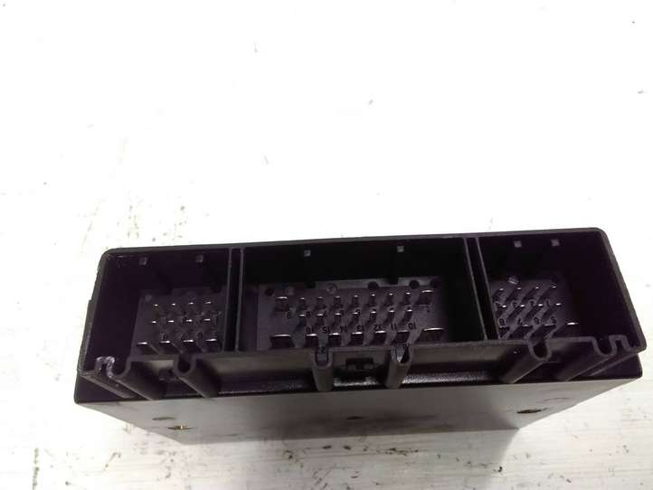 Volkswagen Touareg I (2002 - 2010)  7L0959933F Mодуль kомфортa