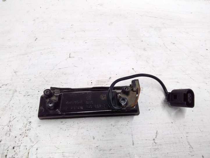 Volkswagen Touareg I (2002 - 2010)  1J0827566F Ручка задней крышки