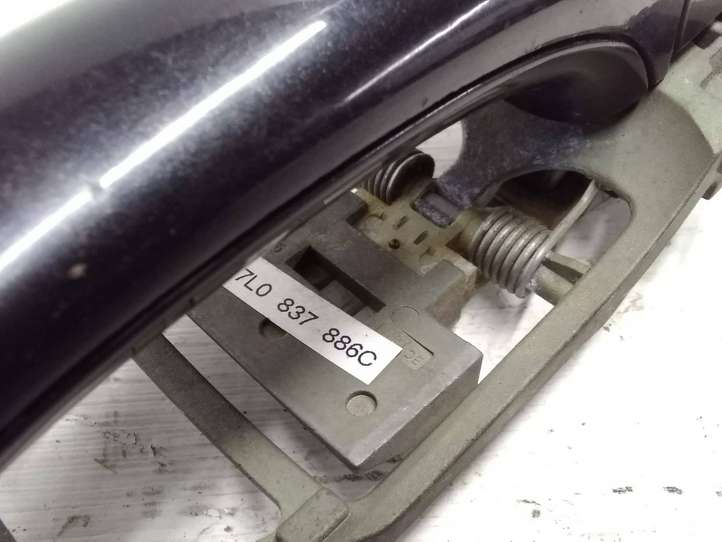 Volkswagen Touareg I (2002 - 2010)  7L0837886C Наружная ручка