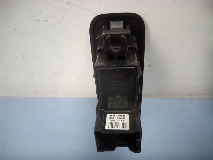 Nissan Primera (2001 - 2008) 25411AV600 Блок кнопок стеклоподъемников — фото 2